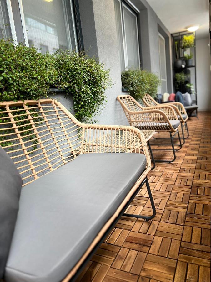 Astra Urban Garden Apartment, 2 Garage Parking Spaces Ζάγκρεμπ Εξωτερικό φωτογραφία