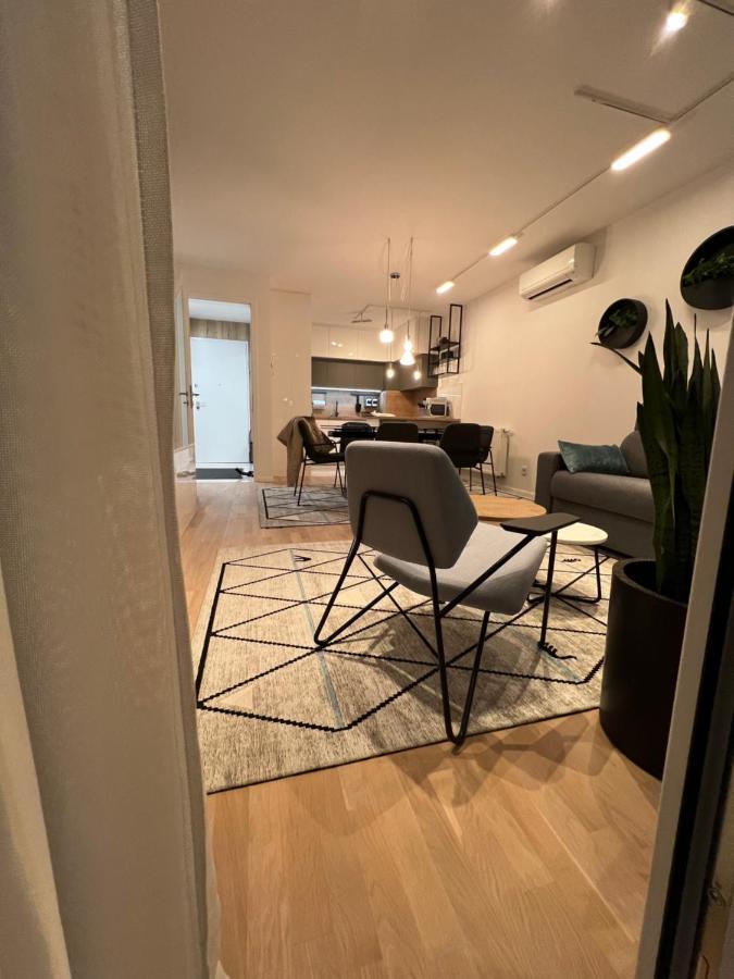 Astra Urban Garden Apartment, 2 Garage Parking Spaces Ζάγκρεμπ Εξωτερικό φωτογραφία